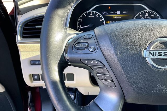 Used 2021 Red Nissan Platinum image 18