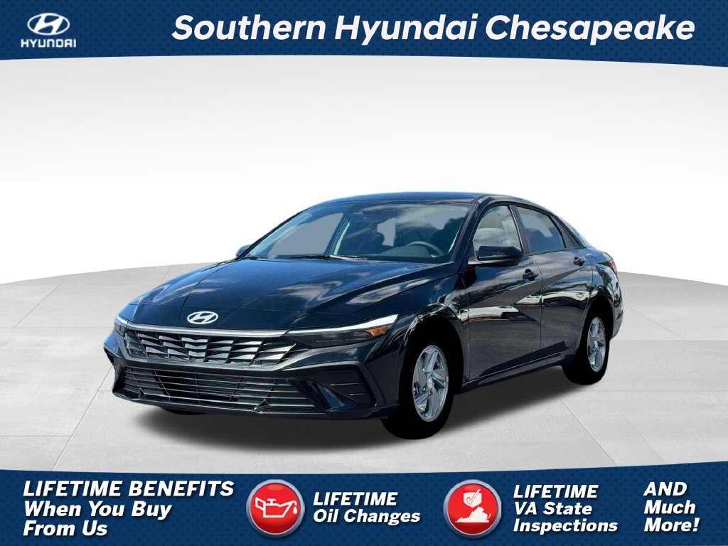 Used 2026 Black Hyundai SE image 1