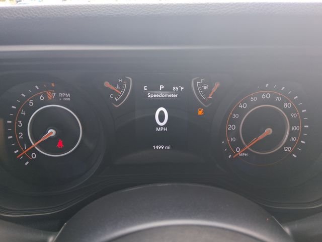 Used 2026  Jeep Sport image 10
