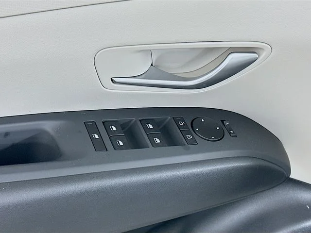 New 2026 Hyundai TUCSON SEL
