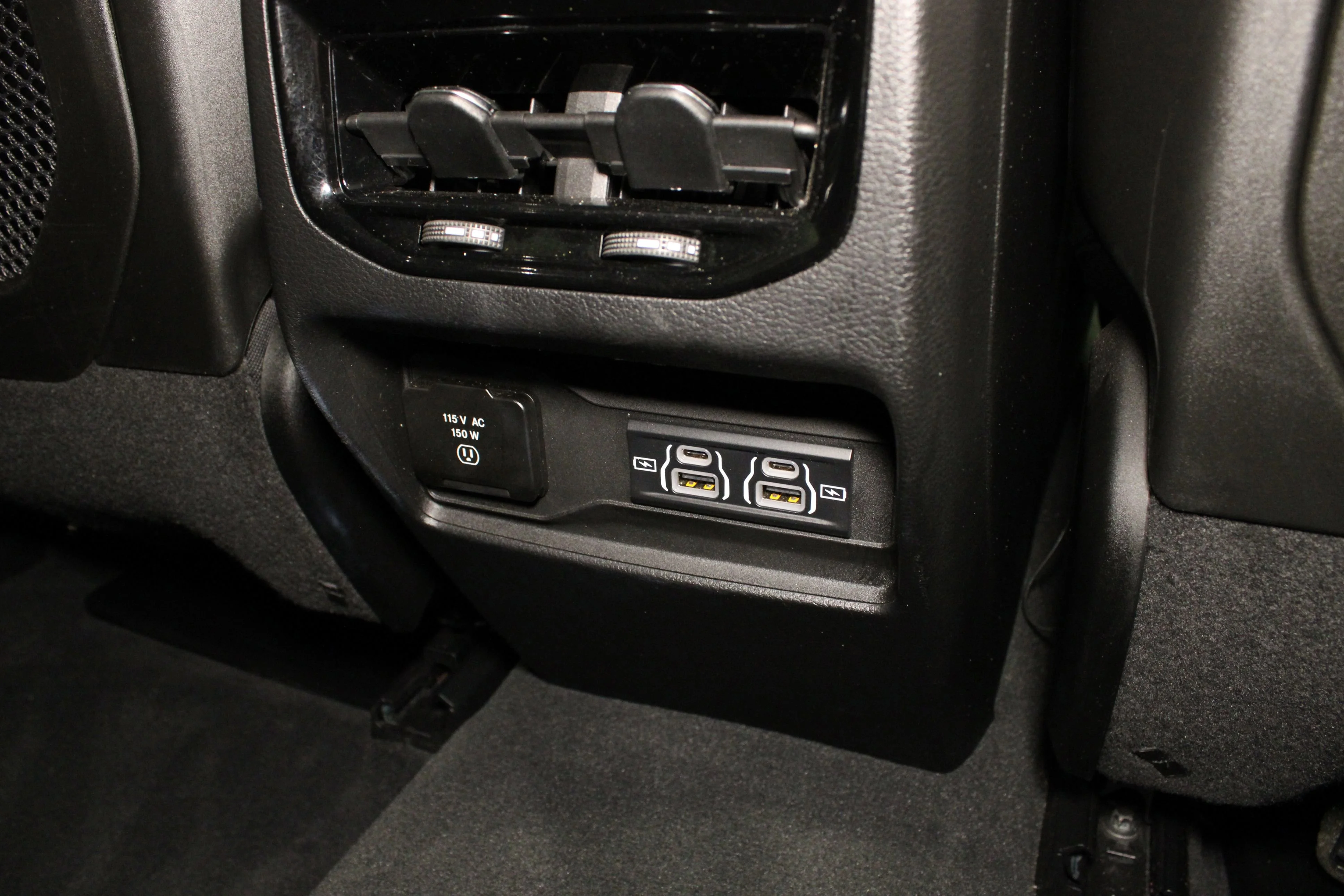 Used 2023 Silver Zynith Jeep Altitude X image 16