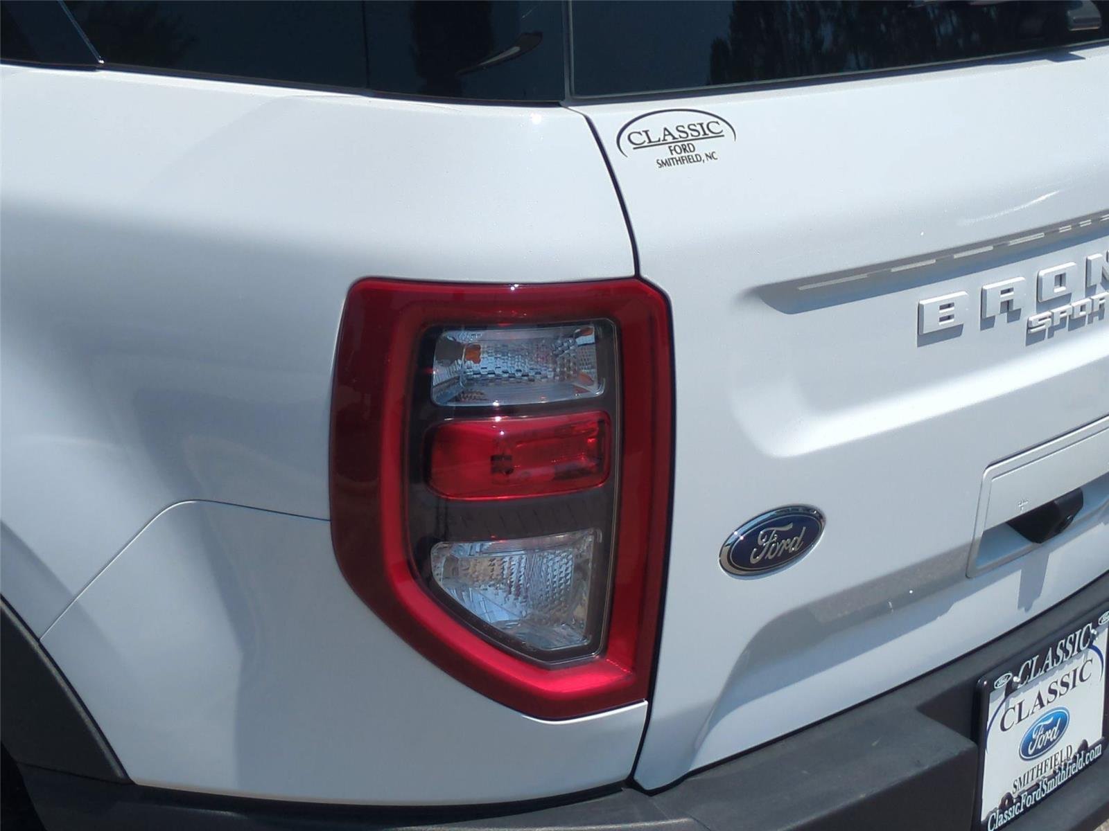 Used 2023 Oxford White Ford Big Bend image 12
