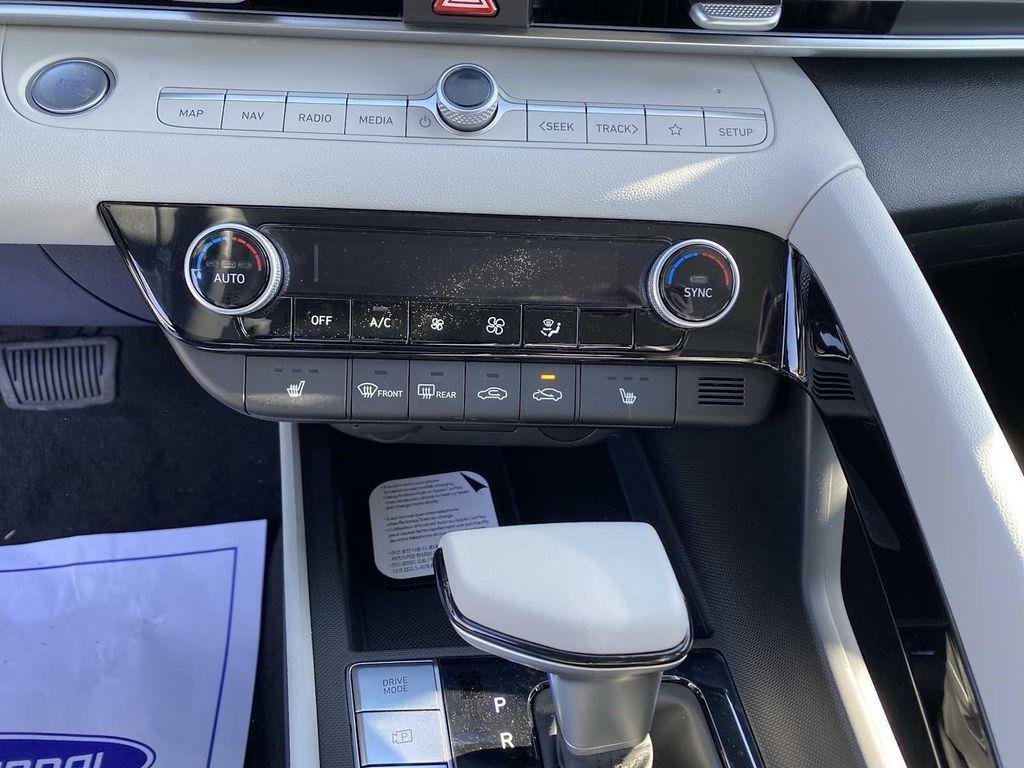 New 2026 White Hyundai Limited image 18