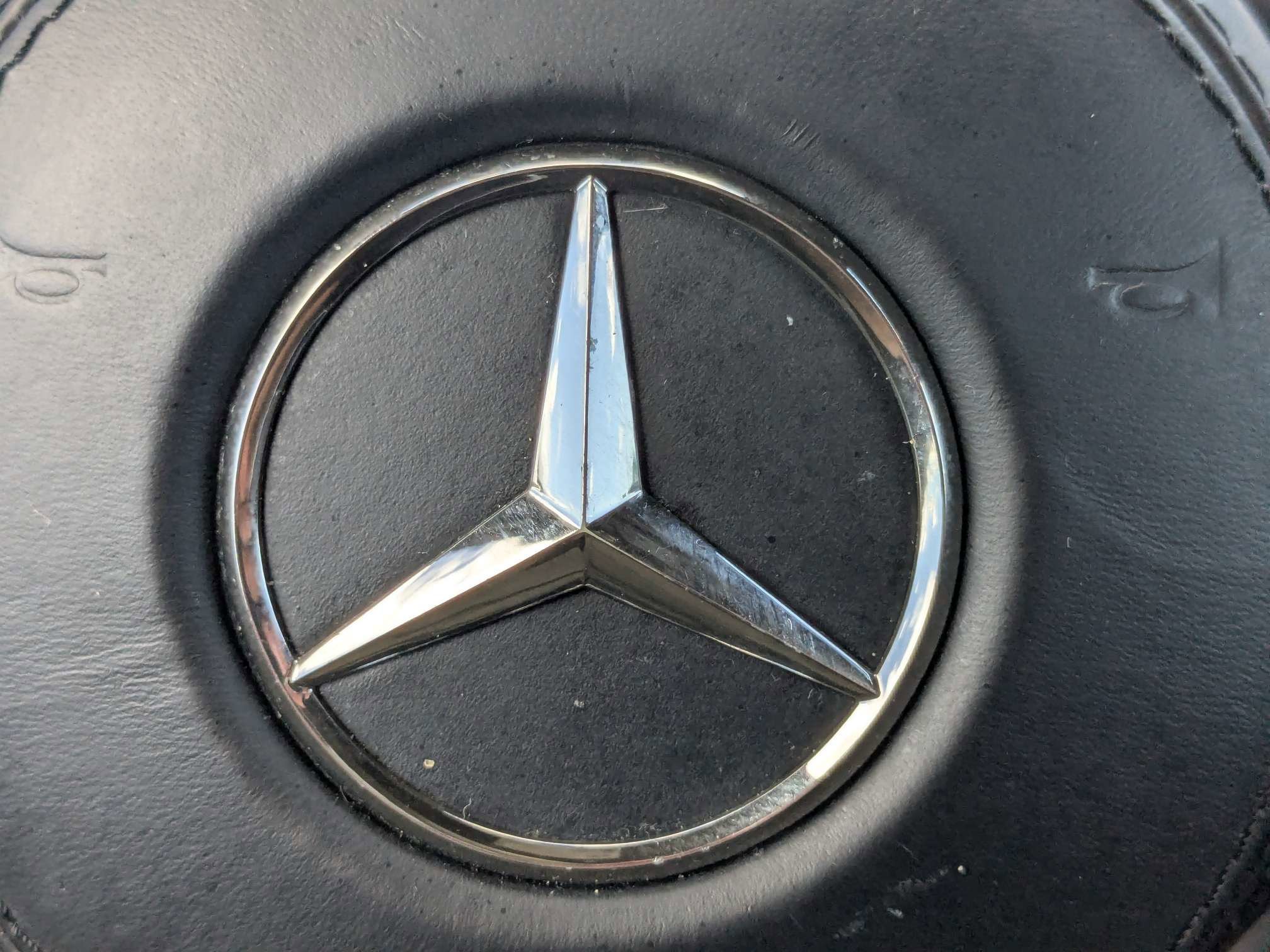 Used 2020 Brilliant Blue Metallic Mercedes-Benz GLS 450 image 38