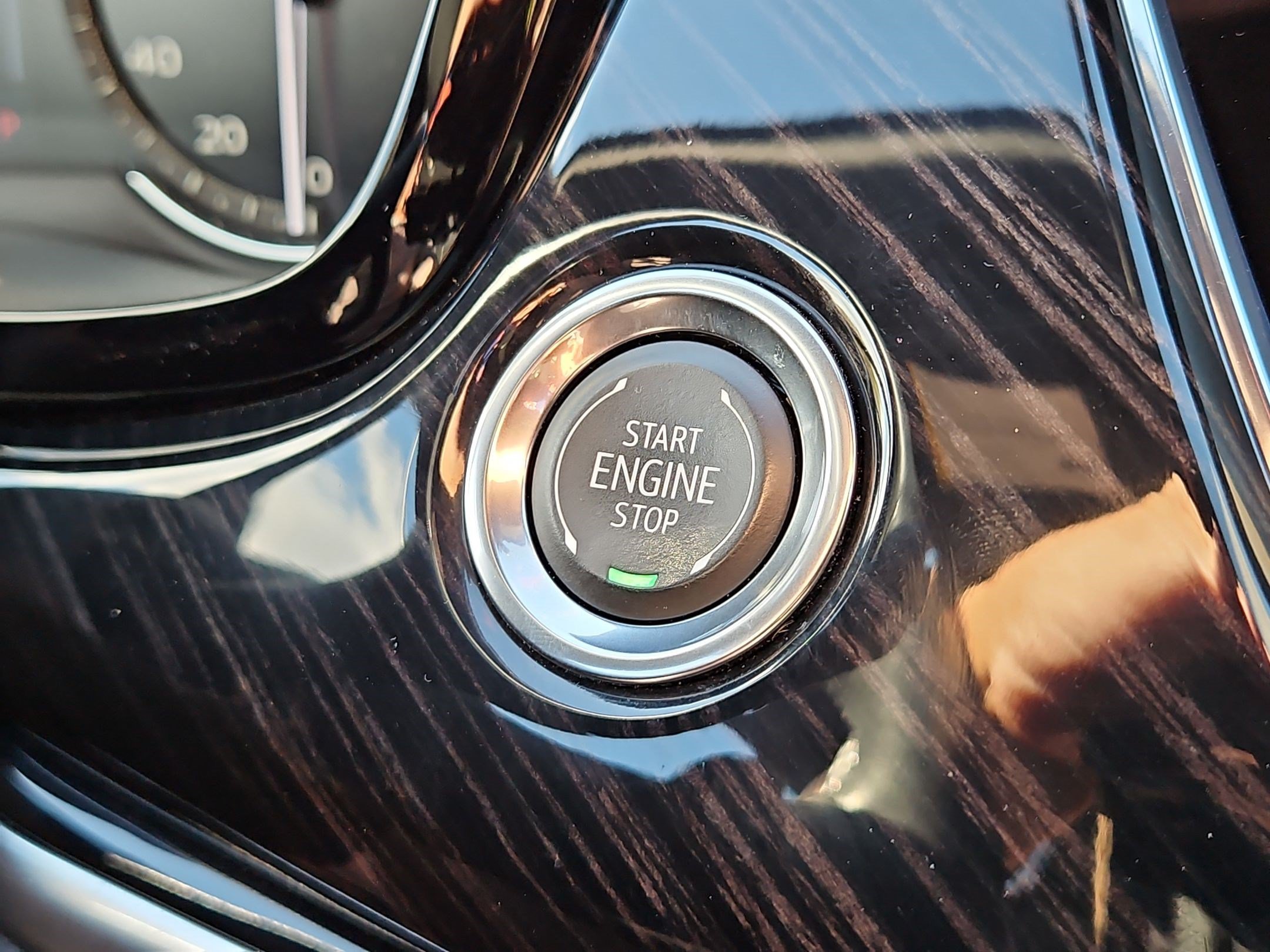 2025 Cadillac XT6 Premium Luxury - Photo 18