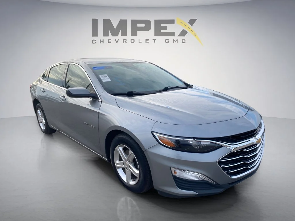 Used 2024 Gray Chevrolet LS image 7