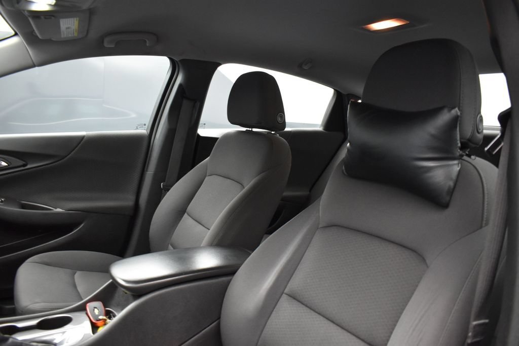 Used 2022 Gray Chevrolet LS image 11