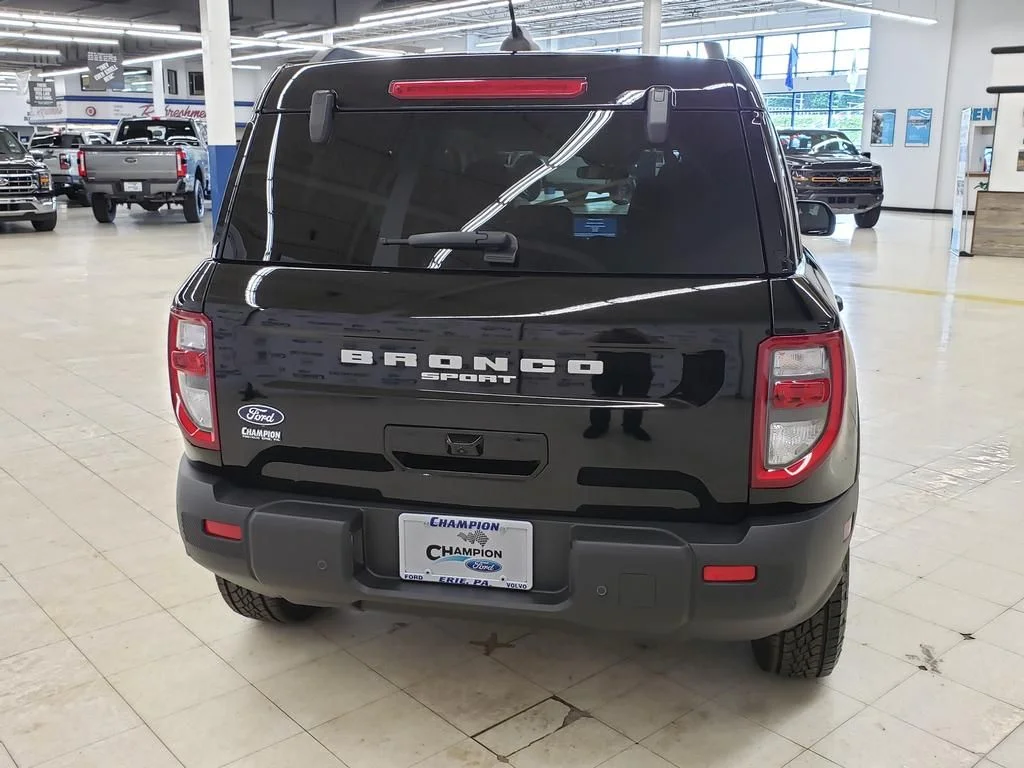 New 2026 Shadow Black Ford Big Bend® image 7