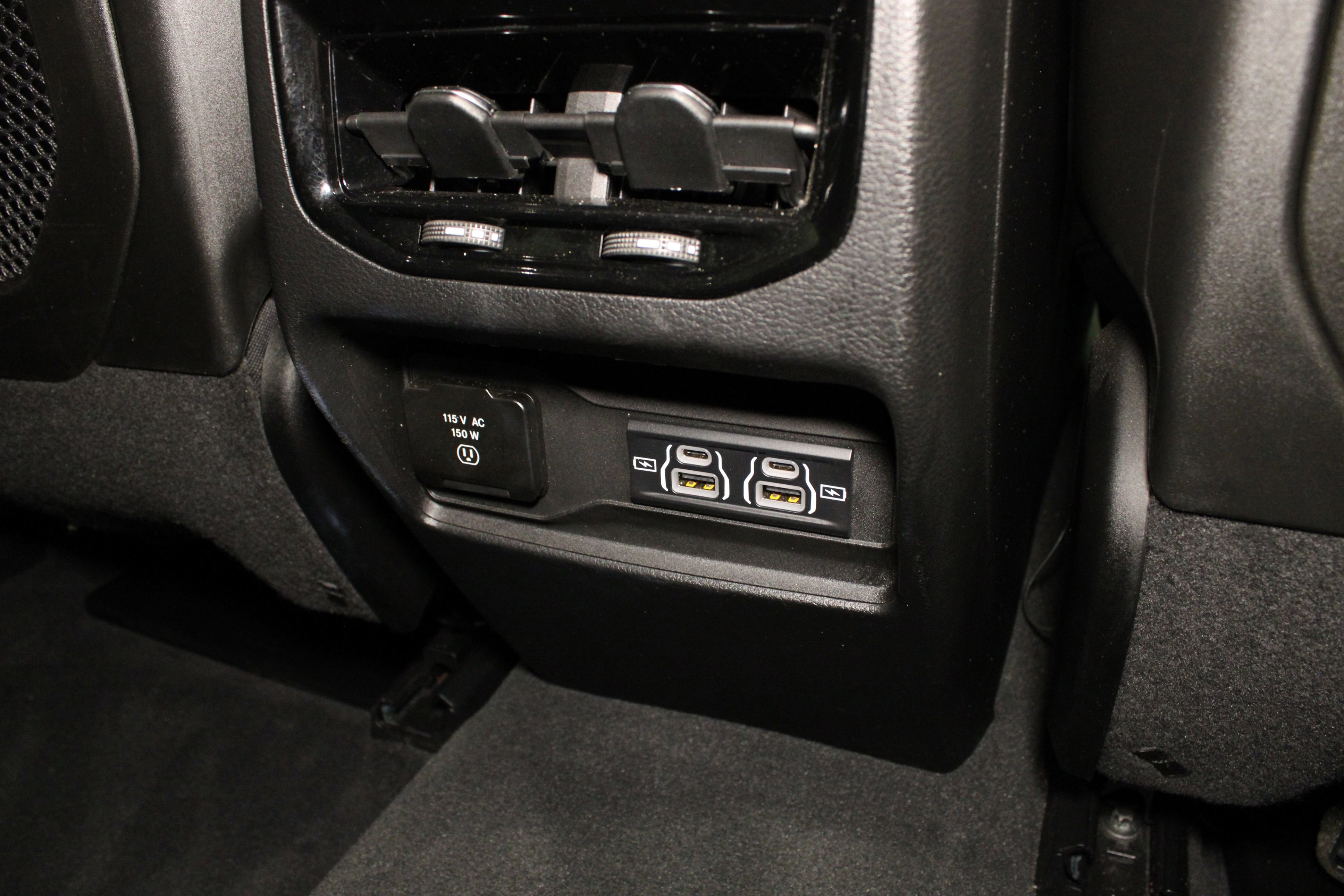 Used 2023 Silver Zynith Jeep Altitude X image 16
