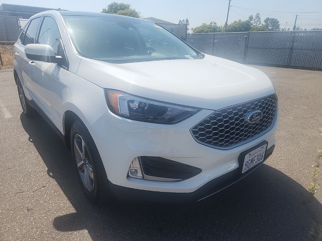 2023 Ford Edge SEL AWD's photo