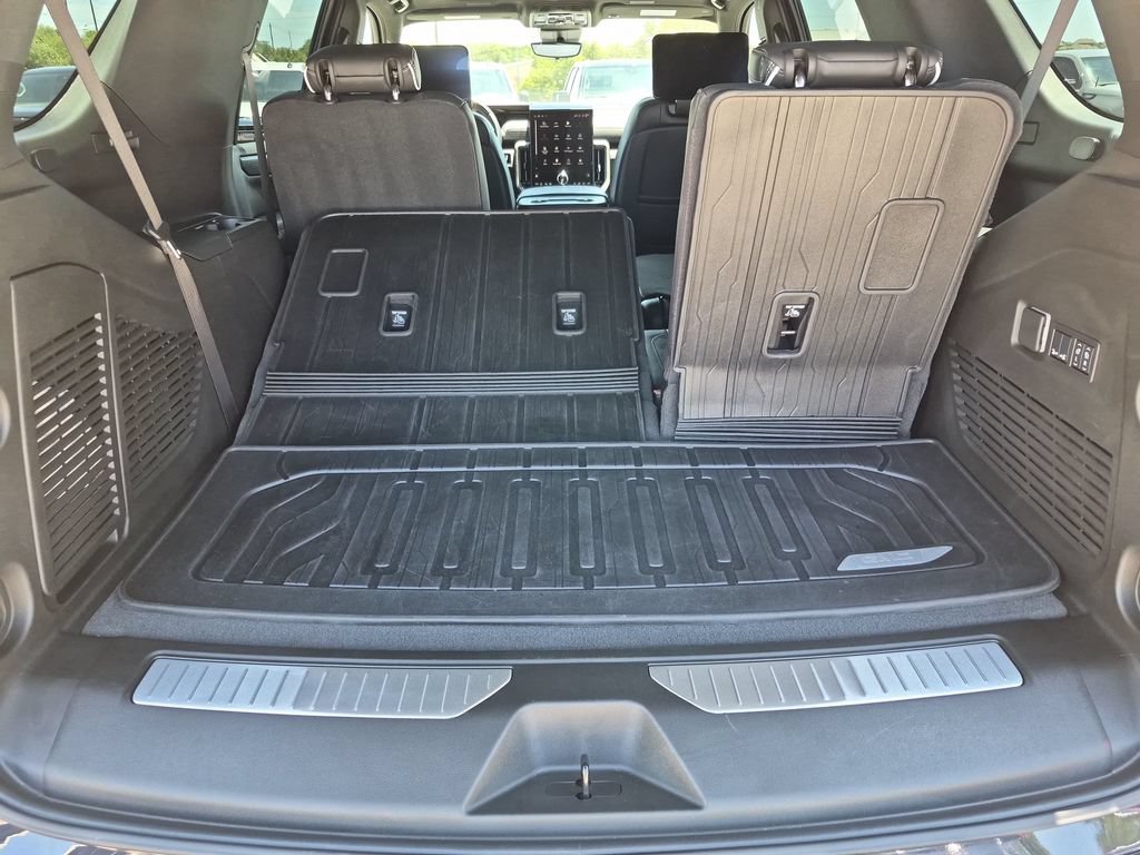 Used 2026 Titanium Rush Metallic GMC AT4 Ultimate image 44