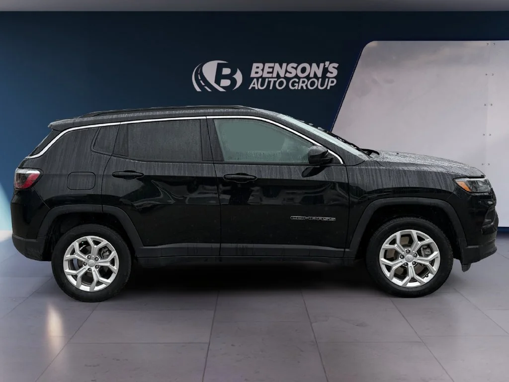Used 2024 Black Jeep Latitude image 6