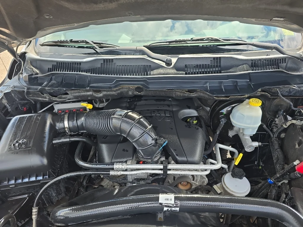 Used 2009 Gray Dodge LARAMIE image 29
