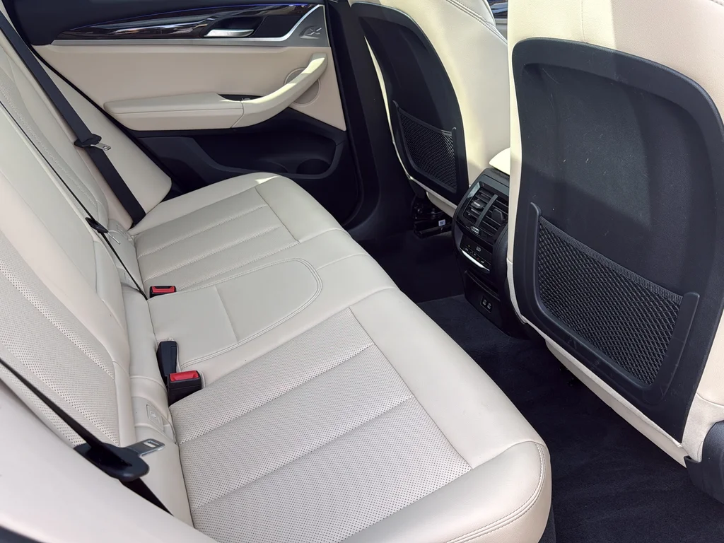 Used 2023 Gray BMW xDrive30i image 21