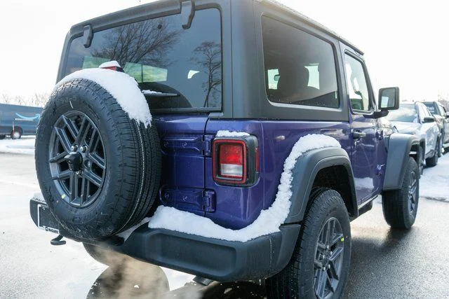 New 2026 Reign Exterior Paint Jeep Sport S image 5