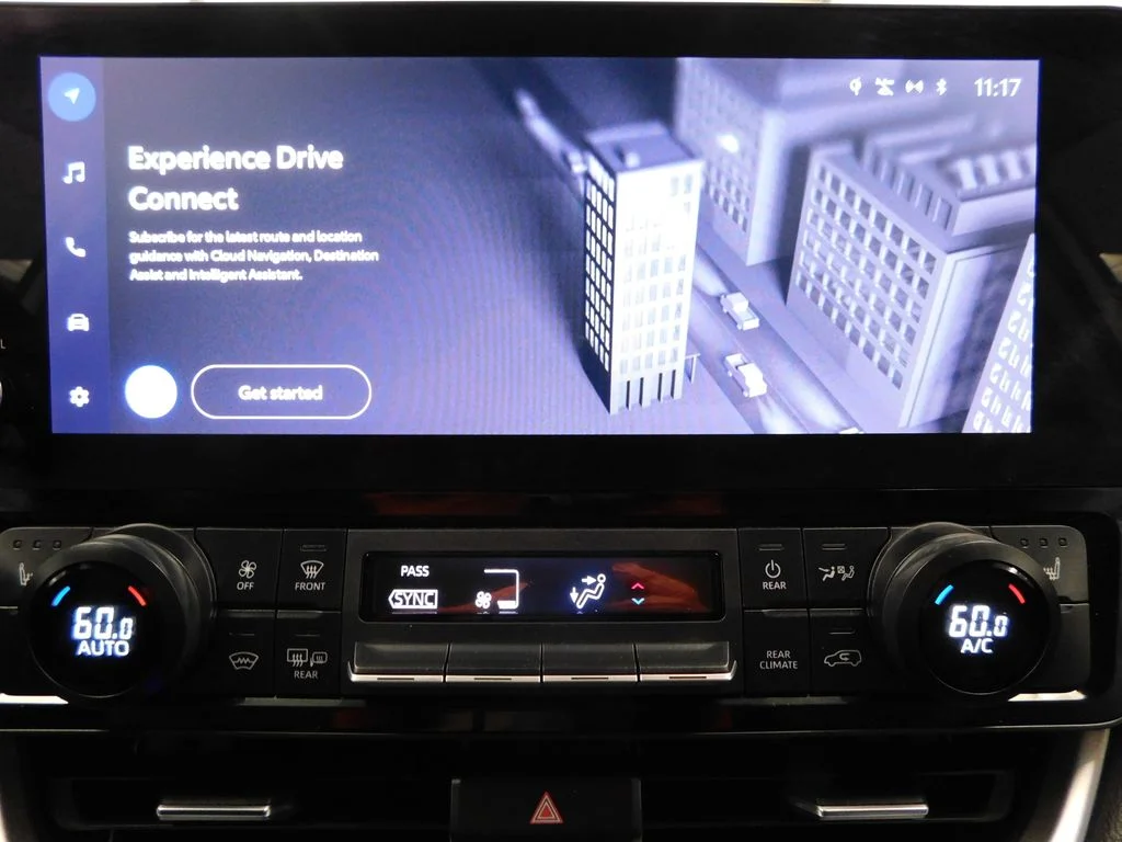 Used 2024 Cream Toyota XLE image 26