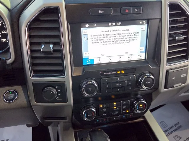 Used 2019 Silver Ford Lariat image 20