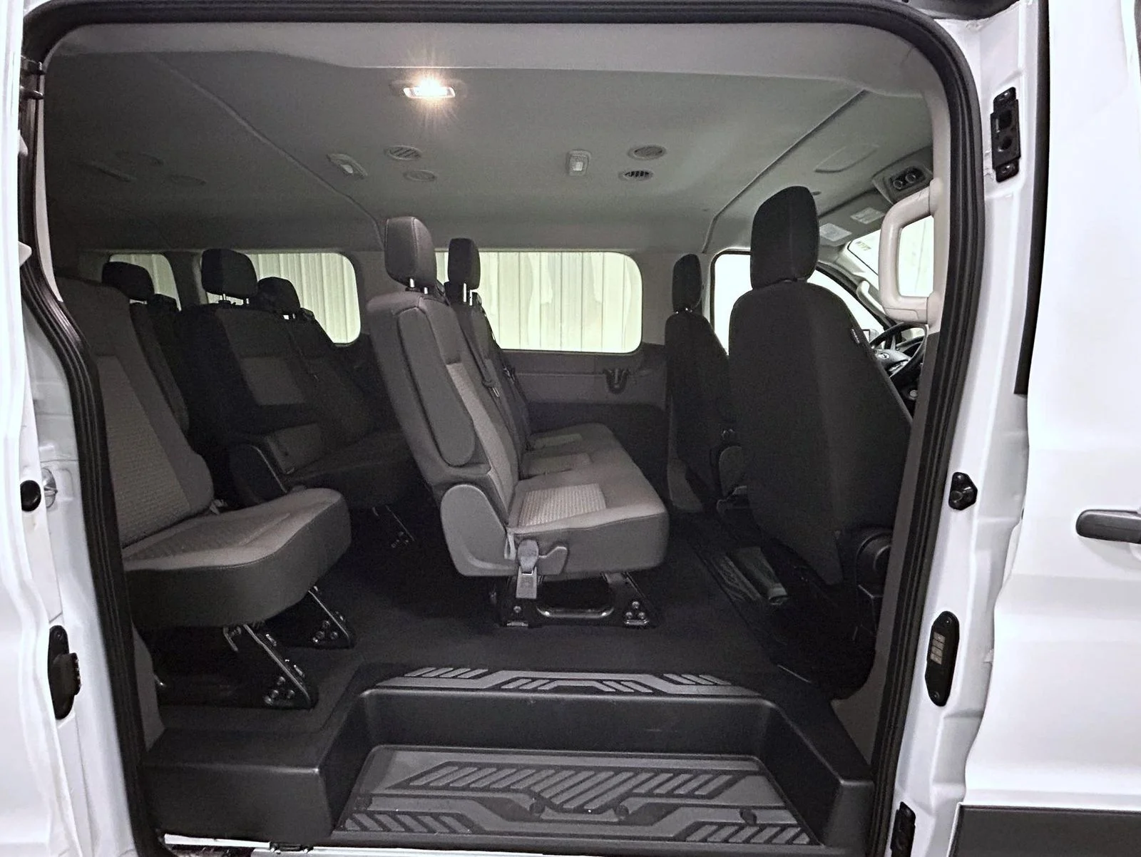 Used 2025 White Ford XLT image 17