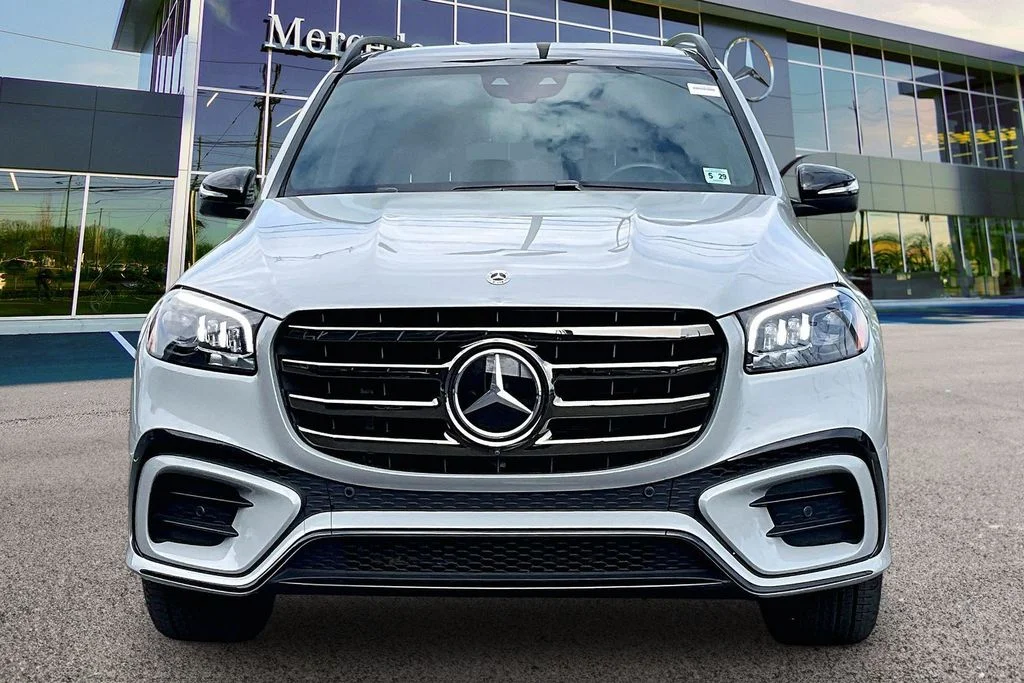 Certified Used 2024 White Mercedes-Benz GLS 450 image 3