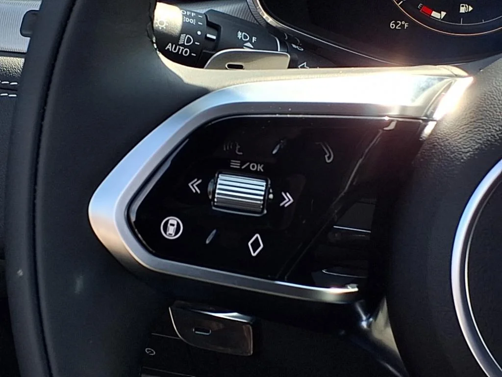 2026 Jaguar F-Pace R-Dynamic S - Photo 16