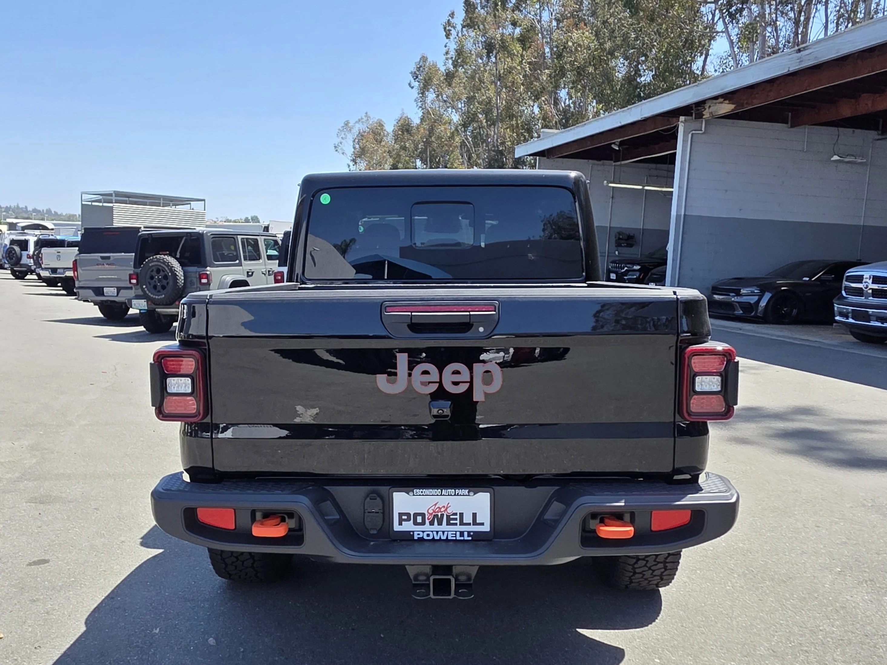 New 2026 Black Clearcoat Jeep Mojave image 4