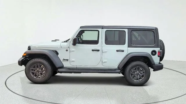 New 2027 Earl Clearcoat Jeep Sport S image 6