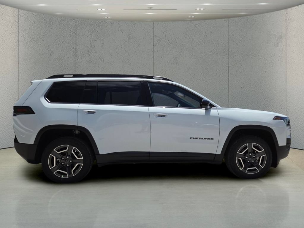 New 2026 Bright White Clear-Coat Exterior Paint Jeep Limited image 3