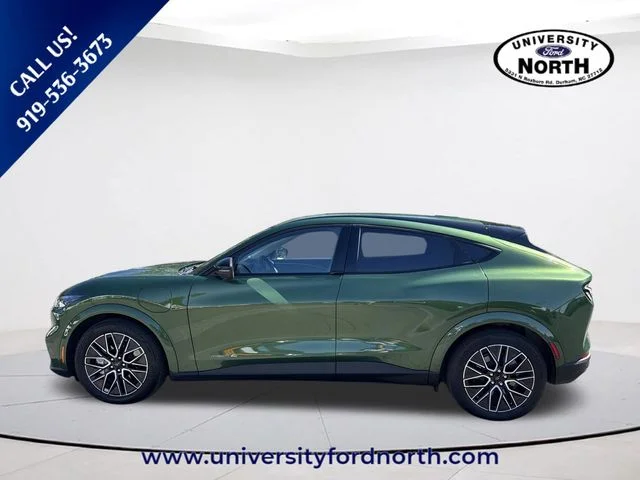 Used 2025 Green Ford Premium image 4