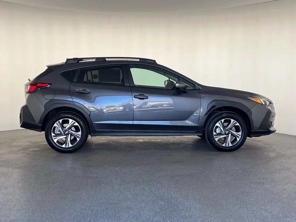 New 2026 MAGNETITE GRAY PEARL Subaru Premium image 2
