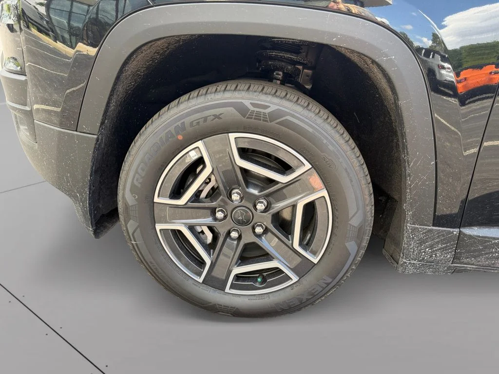 New 2026 Black Jeep Laredo image 9