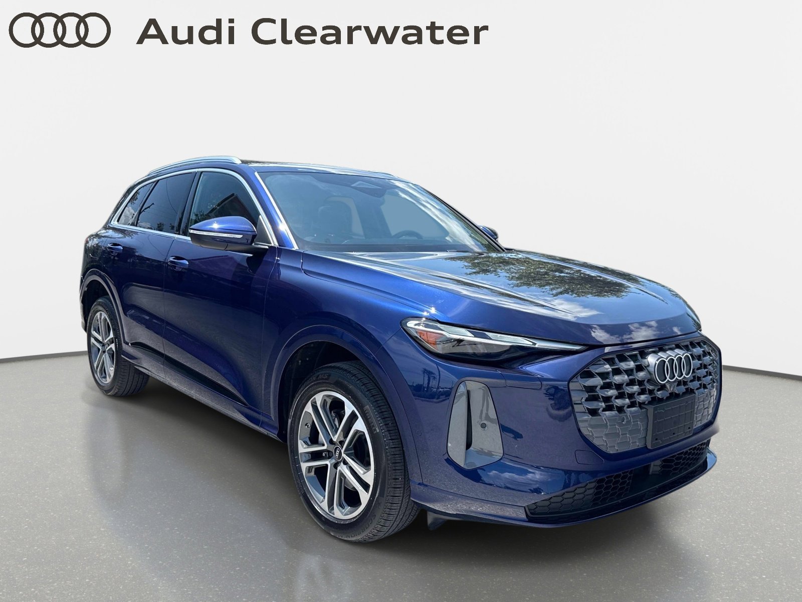 Used 2025 Navarra Blue Metallic Audi Premium image 6