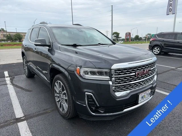 Used 2022 Hunter Metallic GMC Denali image 3