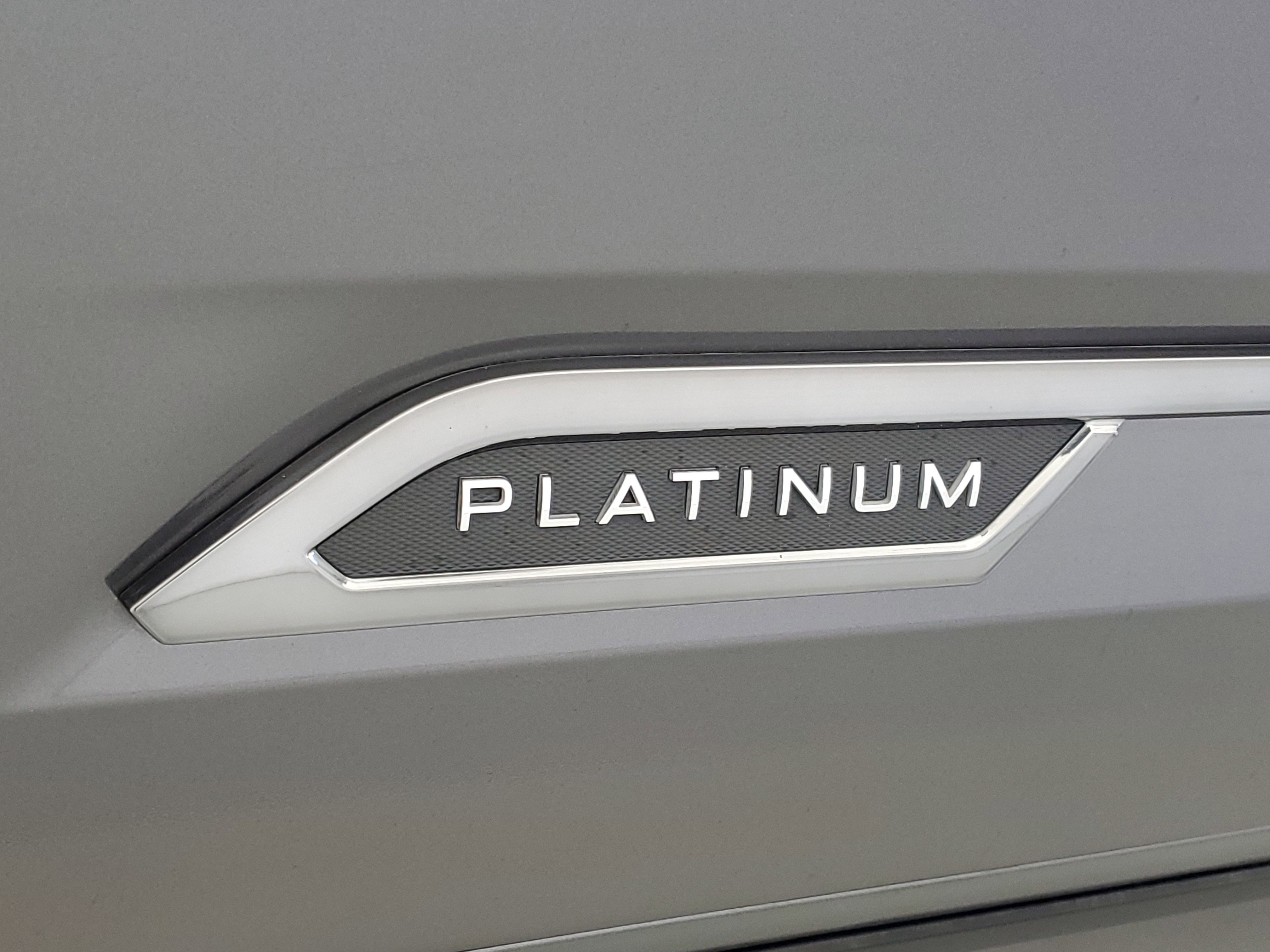 Used 2025 Magnetic Gray Metallic Toyota Platinum image 8