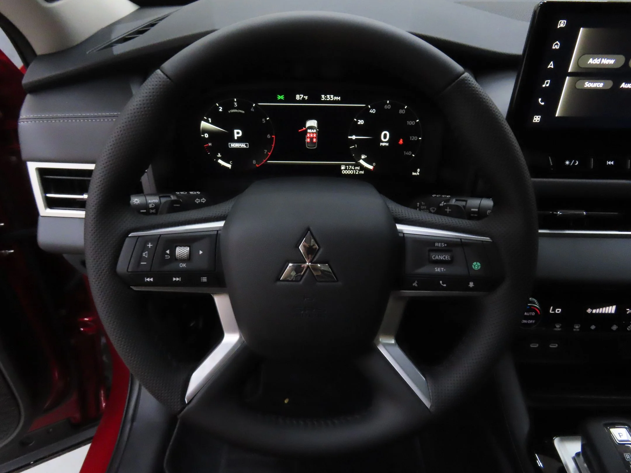 Used 2025 Red Mitsubishi SE image 15