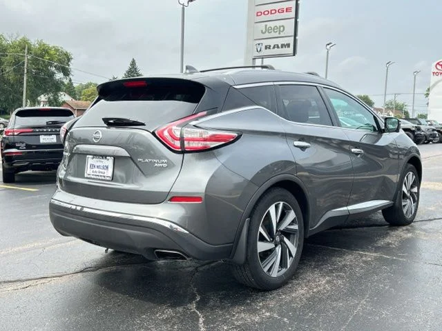 Used 2016 Gray Nissan Platinum image 10