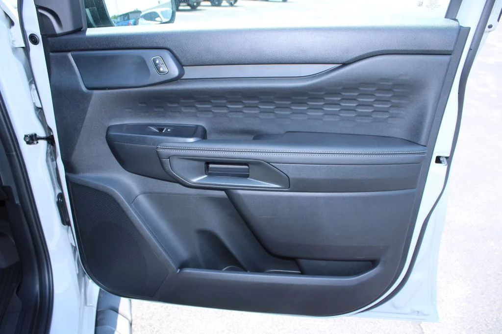 New 2026 Avalanche Ford XLT image 30