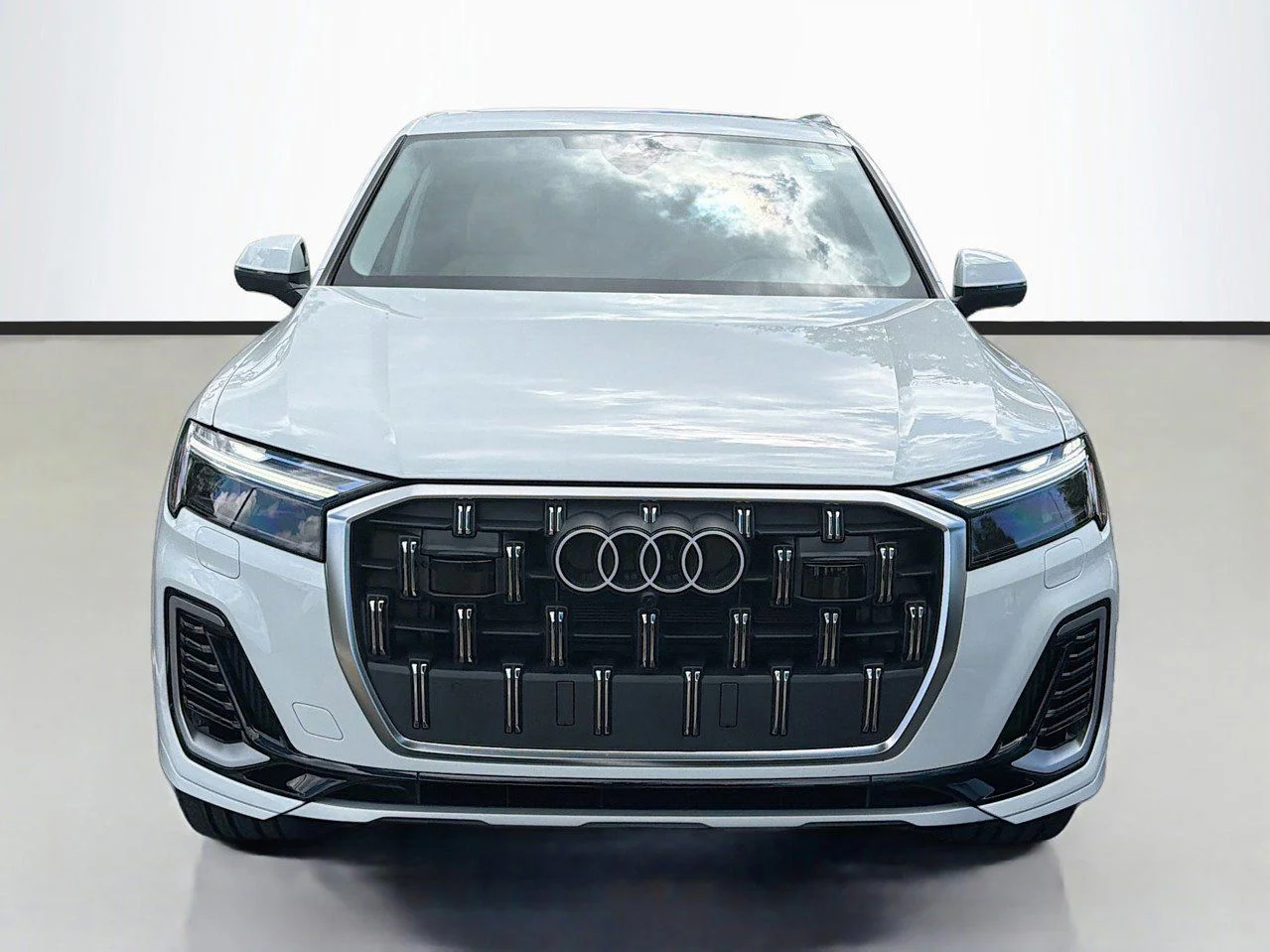 Used 2025 White Audi 55 Premium image 9