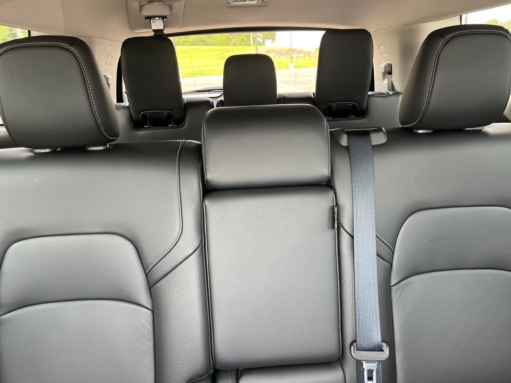 Used 2025 Black Nissan SL image 22