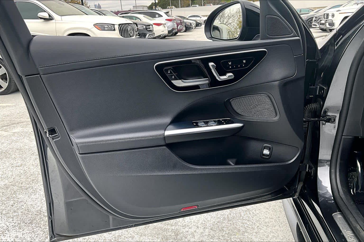 Used 2023 Graphite Grey Metallic Mercedes-Benz C 300 image 19