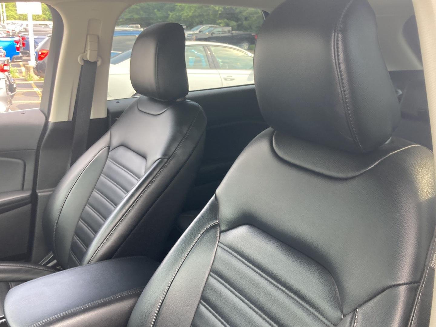Used 2020 Magnetic Ford  image 14