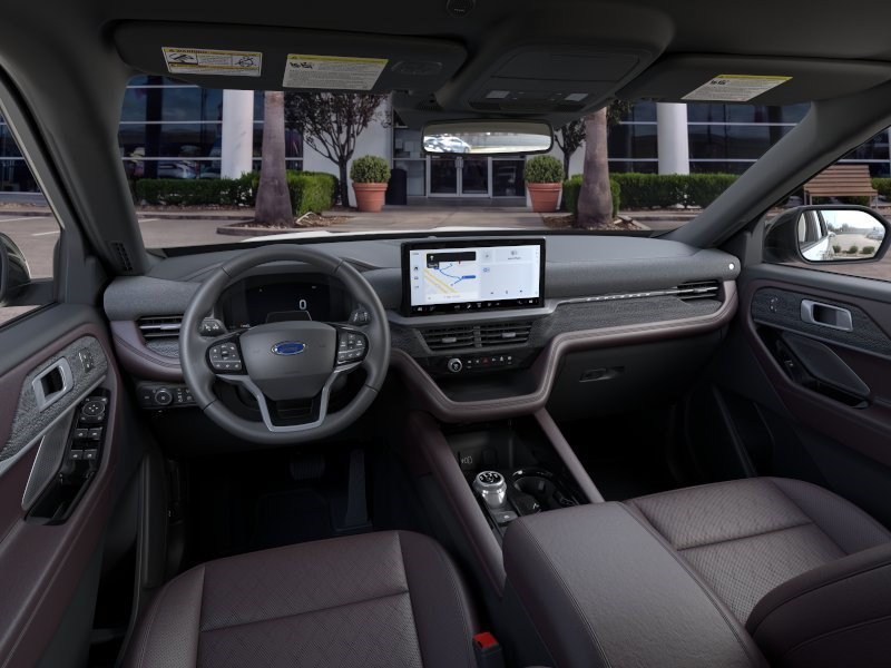 New 2026 Star White Metallic Tri-Coat Ford Platinum image 9
