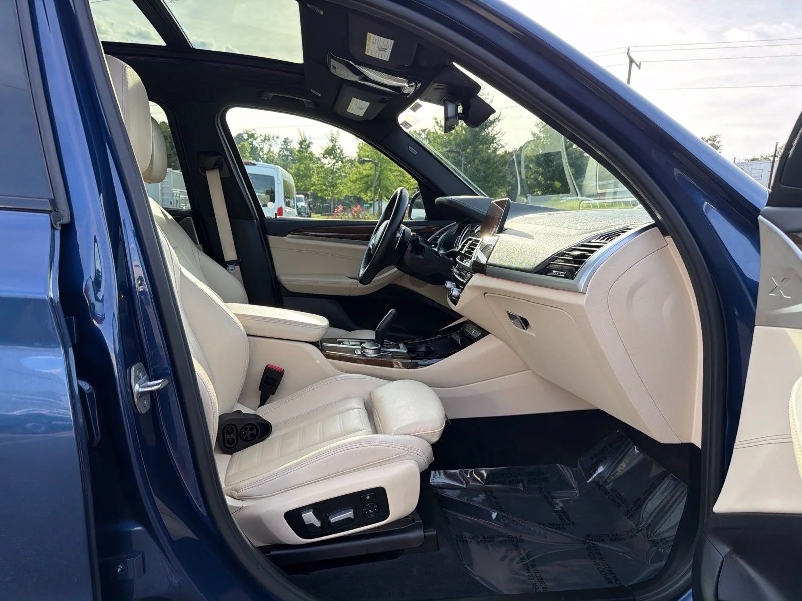 Used 2019 Phytonic Blue Metallic BMW M40i image 27
