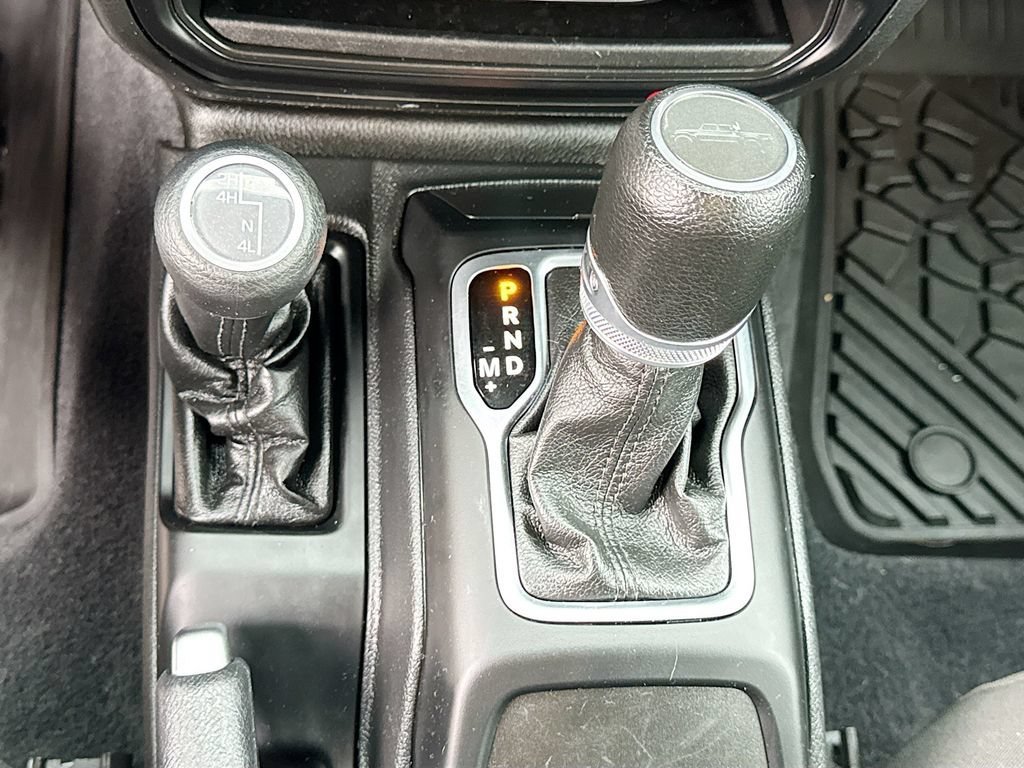 Used 2023 Grey Jeep Sport image 16