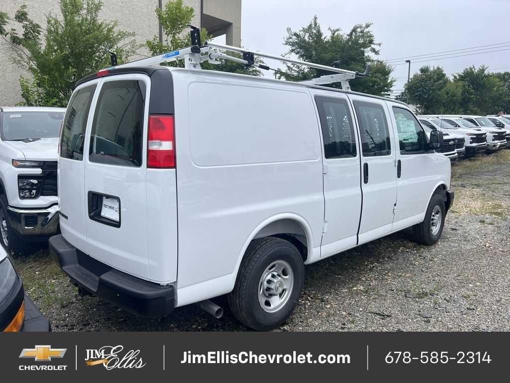 2025 Chevrolet Express Cargo Work Van - Photo 6