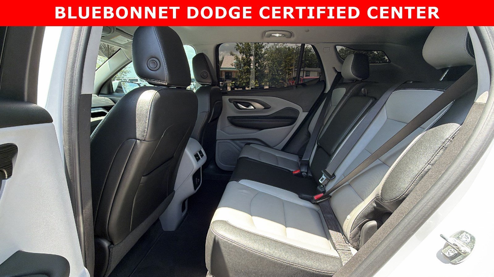 Used 2024 Summit White GMC SLT image 15