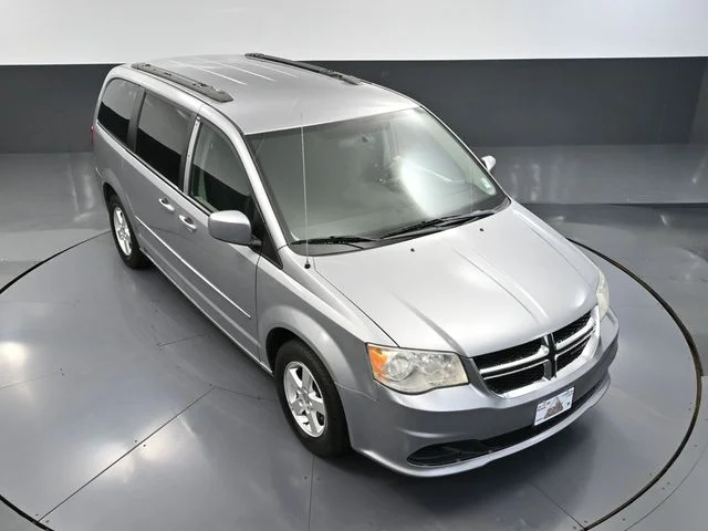 Used 2013 Silver Dodge SXT image 53