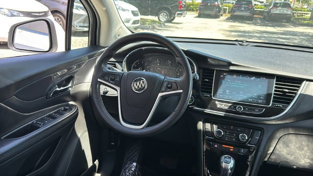 Used 2021 Summit White Buick Preferred image 13