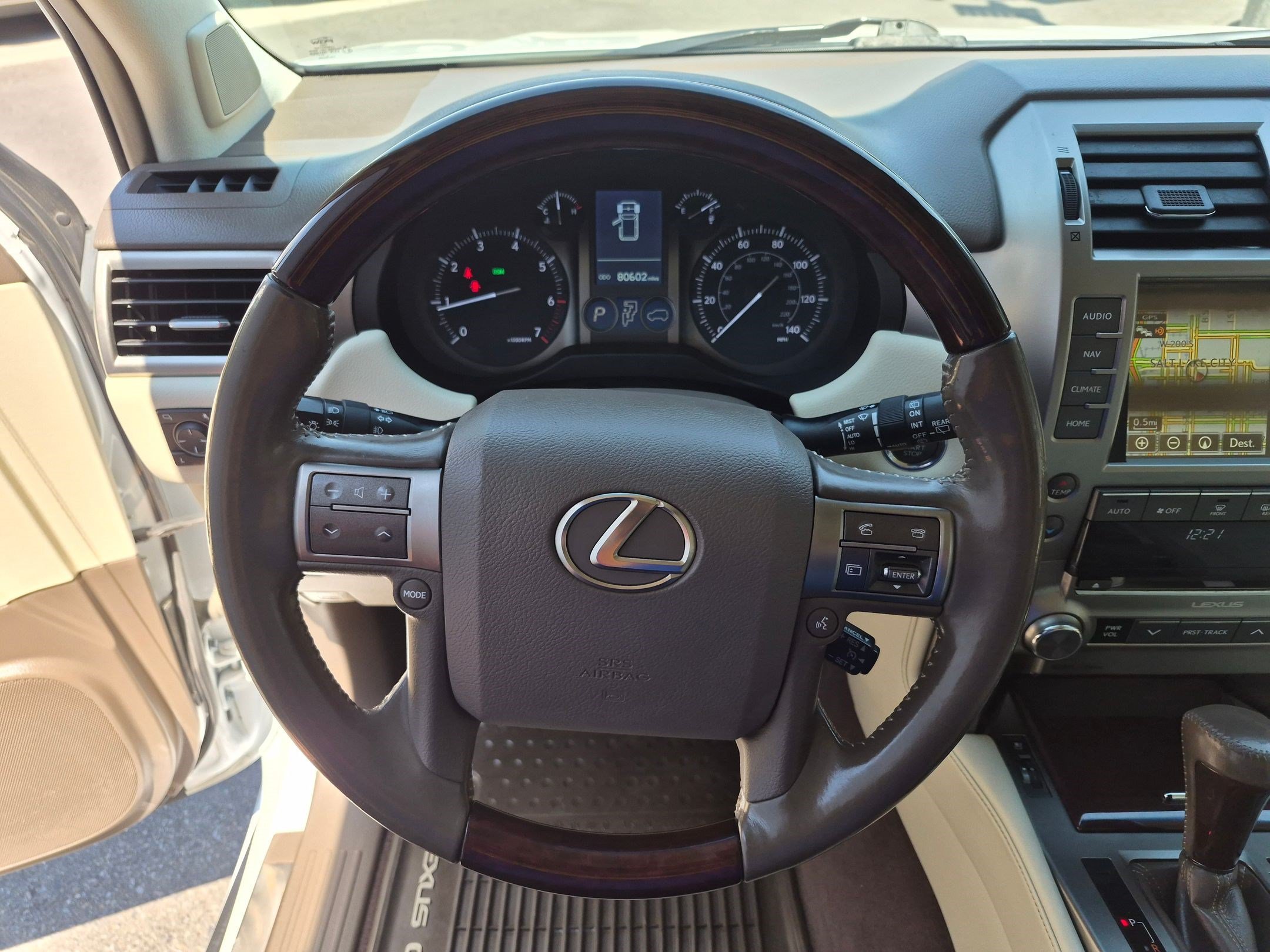 Used 2019 Starfire Pearl Lexus GX 460 image 16