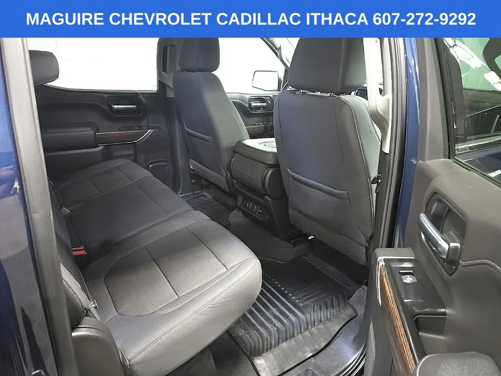 Used 2019 Blue GMC SLE image 17
