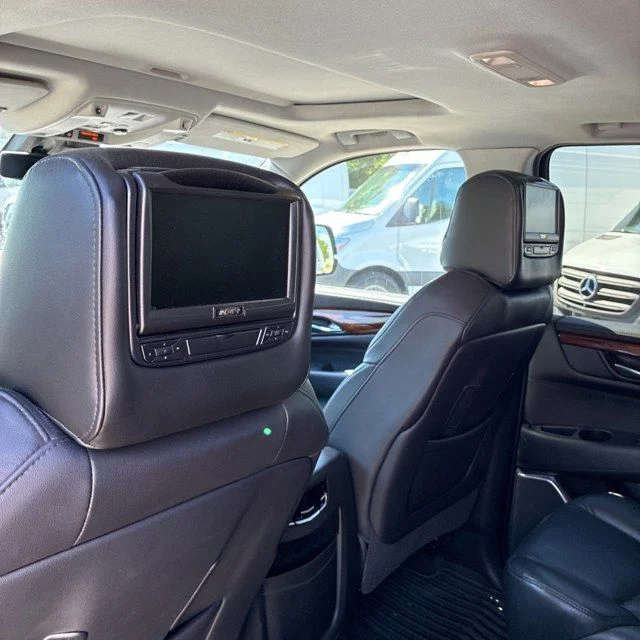 Used 2019 Gray Cadillac Luxury image 7